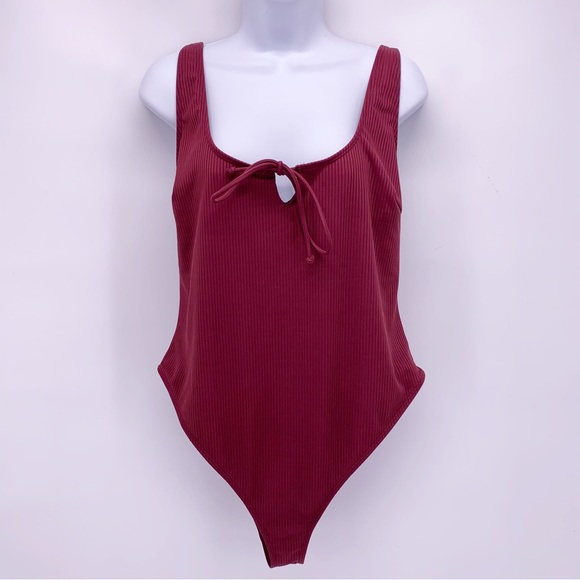 wolf & whistle Other - Wolf & Whistle Maroon Bathing Suit Size 40DDD